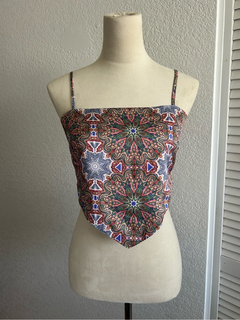 House of Harlow 1960 Y2K Aesthetic Colorful Kaleidoscope Boho Paisley Scarf Top